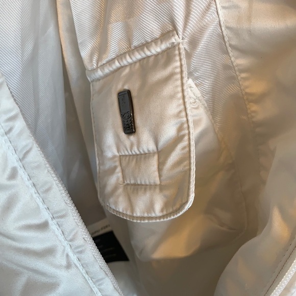 a.n.a. White Down Satin Hooded Jacket Women's Size Small - Picture 4 of 9